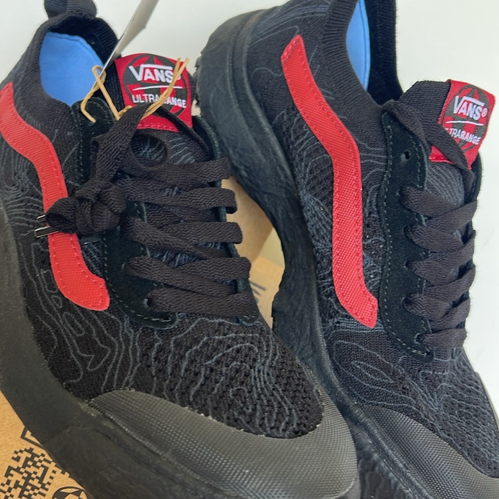 Vans Women’s Ultrarange Vr3 Nathan Florence Black/Red
VN0A4BXB458
SNEAKERS - Picture 7 of 16